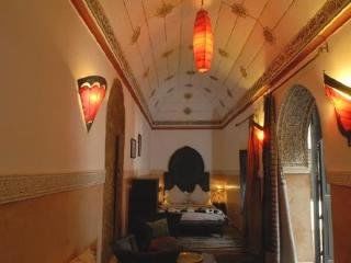 رياد رياض تاشاشاقا